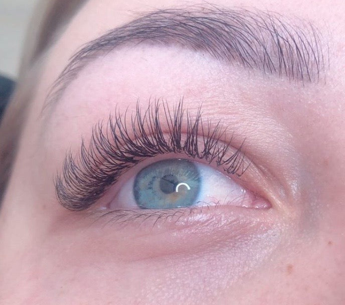 Classic Single Eyelash Extensions