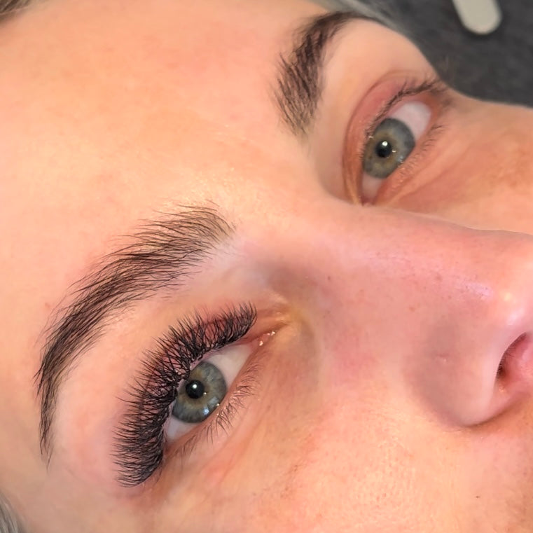 Double YY 4D Eyelash Extensions